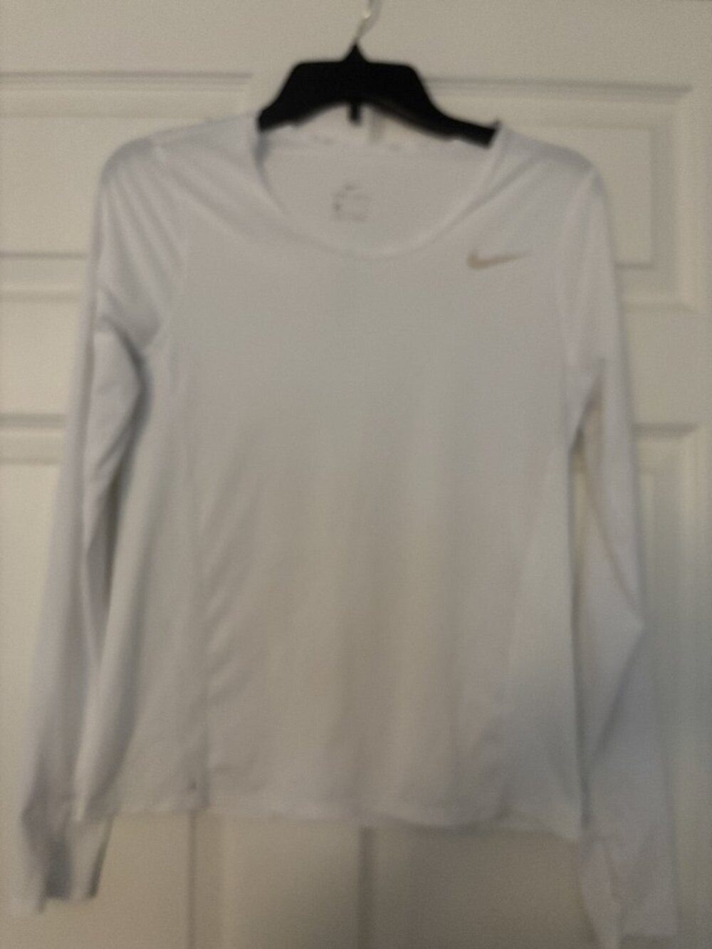 Women's Nike long Sleeve shirt